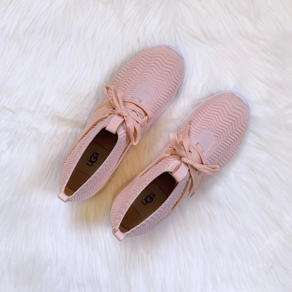 UGG Women’s Willows Sneakers In Peach Fuzz - Picture 5 of 8